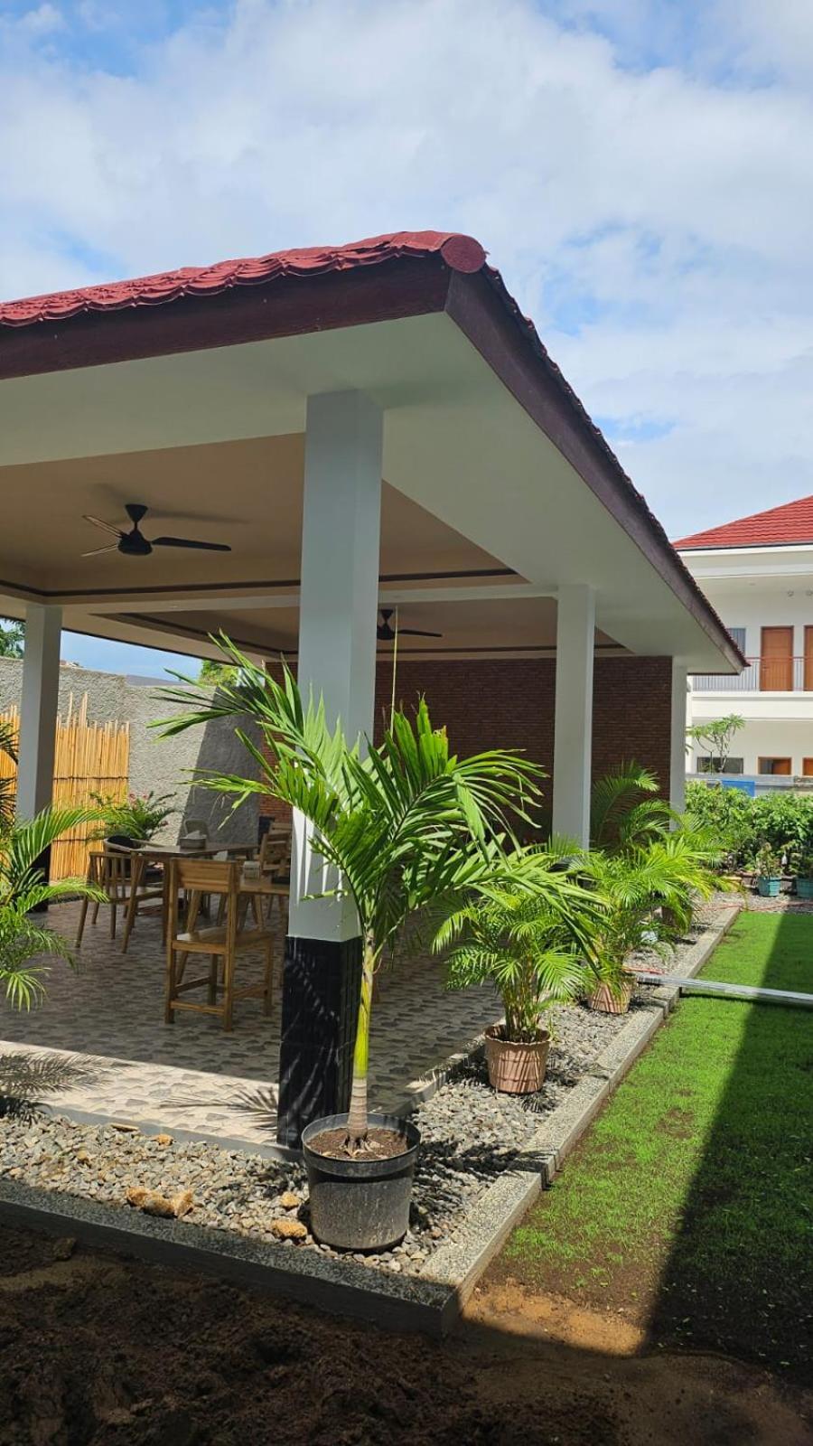 Christika Homestay Labuan Bajo Exteriör bild